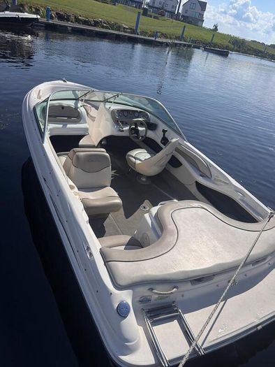 Speed Boat