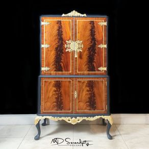 Drinks Cabinet/ Cocktail Cabinet