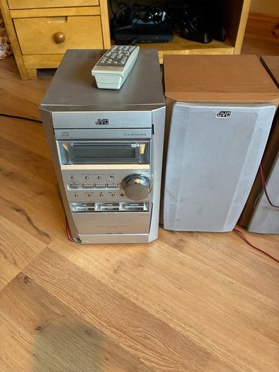 JVC hifi.