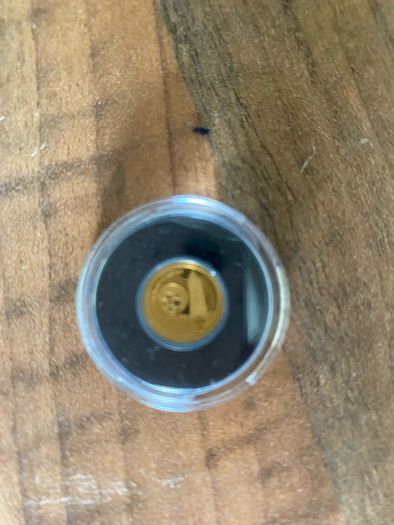 4 silver oz coins & 0.5g gold coin