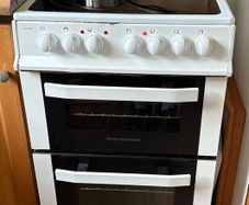 Norman's freestanding cooker (oven and hob)