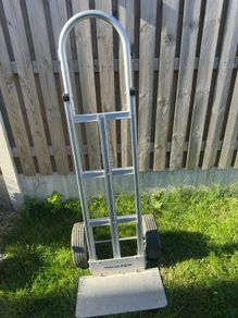 Magliner Hand Truck