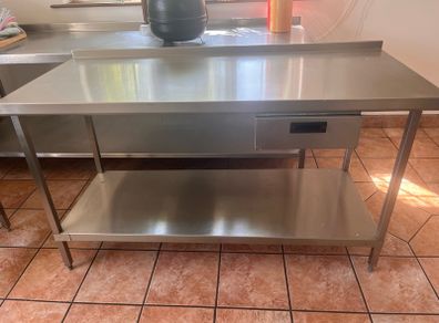Heavy duty stainless steel table