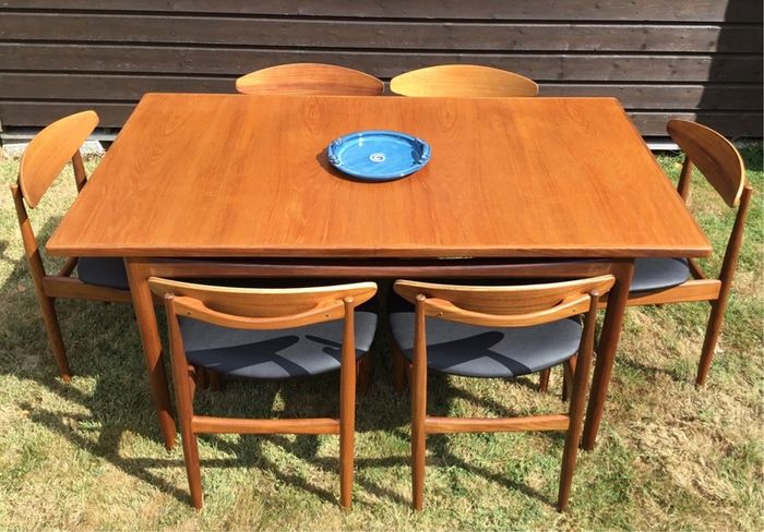Mid Century Vintage Ib Kofod Larsen Signature Danish Range Dining Set