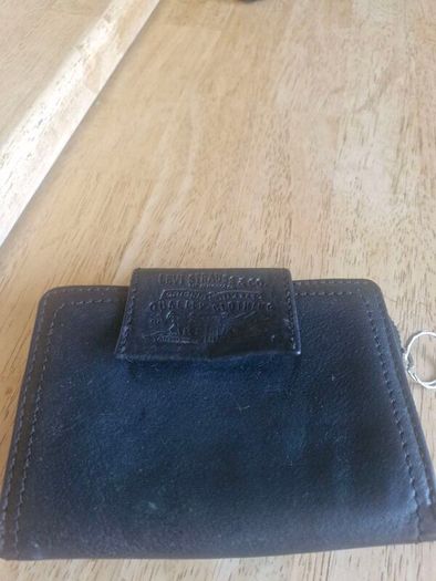 Levis Wallet