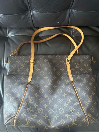 Louis vuitton bag