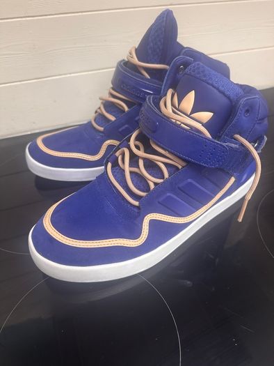 Adidas trainers runners