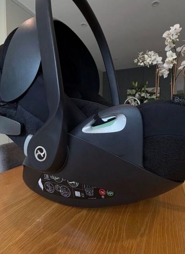 Cyber Platinum Cloud T i-Size car seat