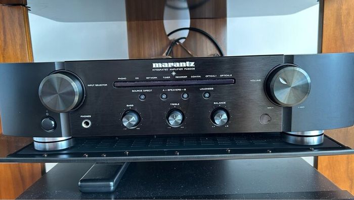 Marantz PM 6006 amplifier with Bluetooth adapter