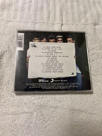 One Direction midnight memories cd