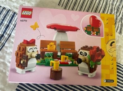 lego hedgehogs (40711)