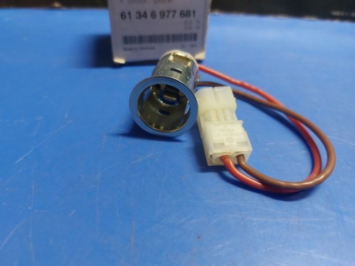 BMW E60/61 lighter socket