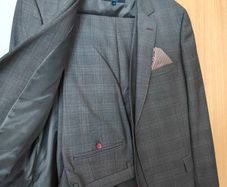 Benetti suit 3 piece