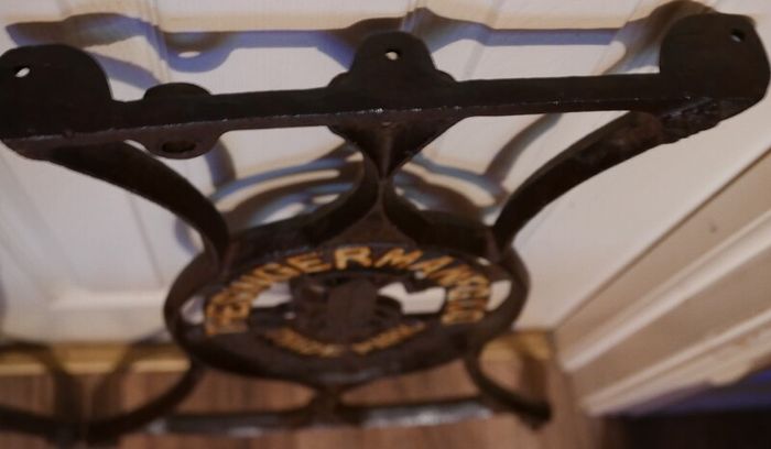 Antique Cast Iron Singer Sewing Machine Table Legs