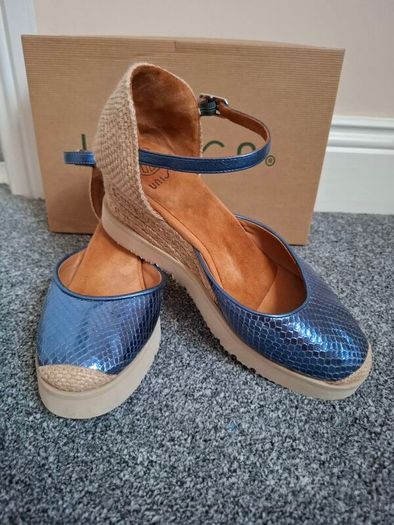Unisa Espadrilles