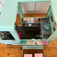 Ice-cream truck playset