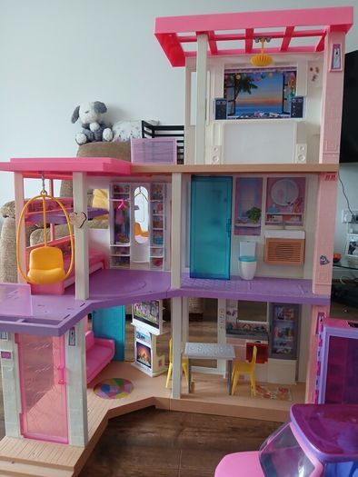 barbie dream house
