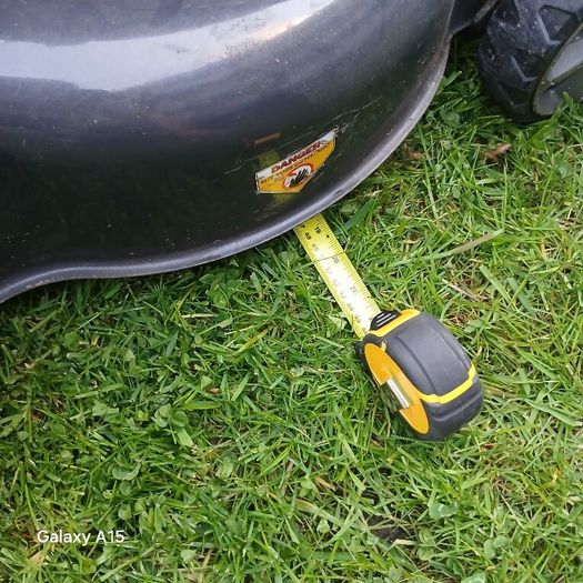 Self drive petrol lawnmower