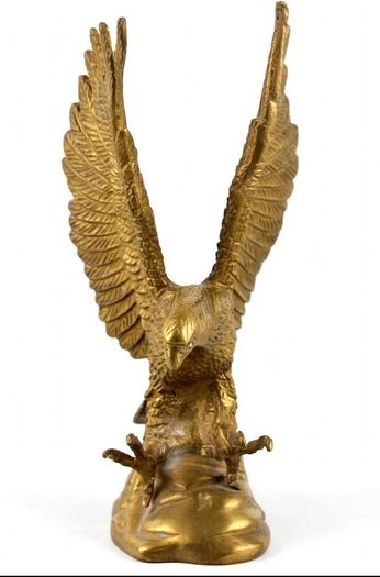 vintage American Eagle Sculpture