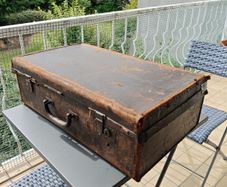 Vintage Antique Suitcase / Travel Trunk