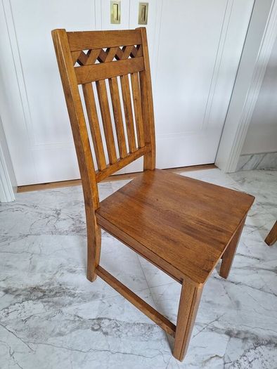 Dining Table & Chairs