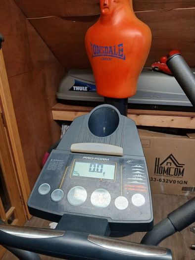 Cross Trainer