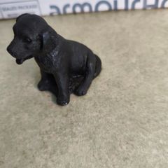 Vintage Antique Kingmaker Hand Carved welsh coal ornament labrador dog 10cm high