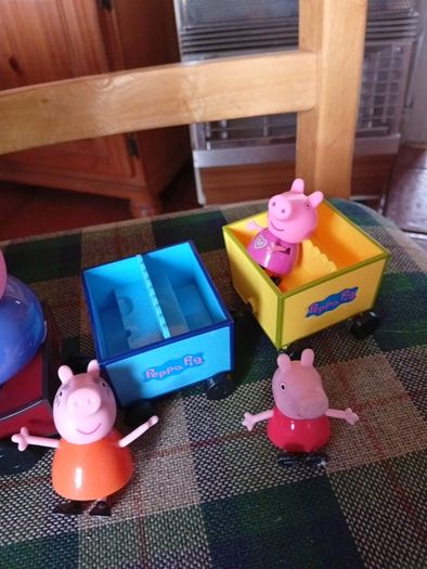 Grandpa pig with train set and figures