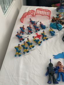 toys