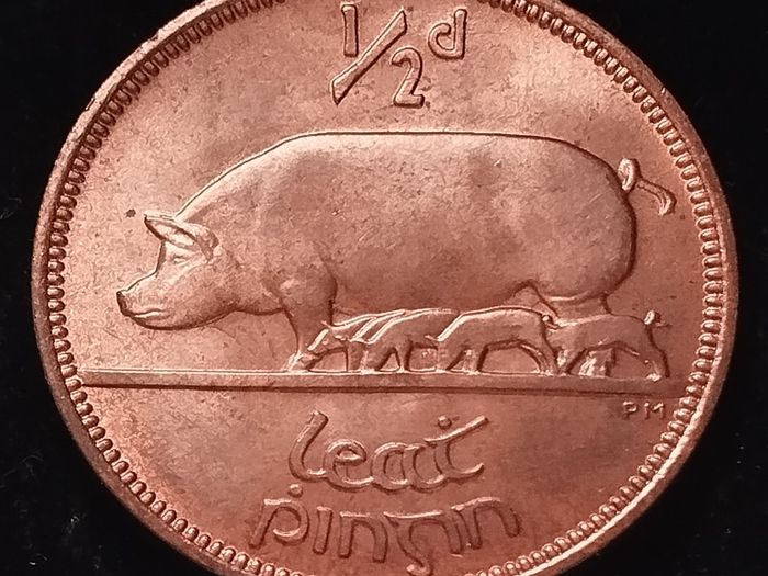 #812 - Ireland - 1953 - Half Penny - KM.10 - UNC