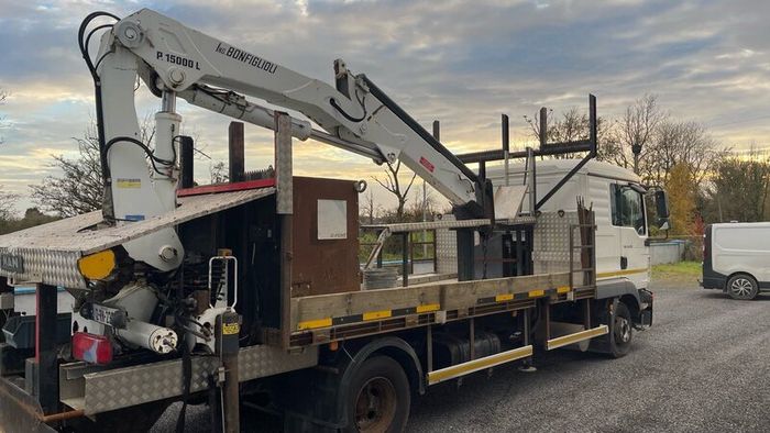 Pole Truck