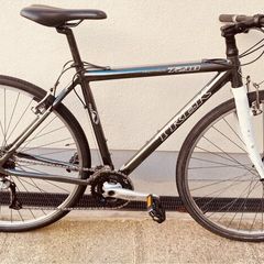 Trek Multitrack 7210 Hybrid Bike  Large 270