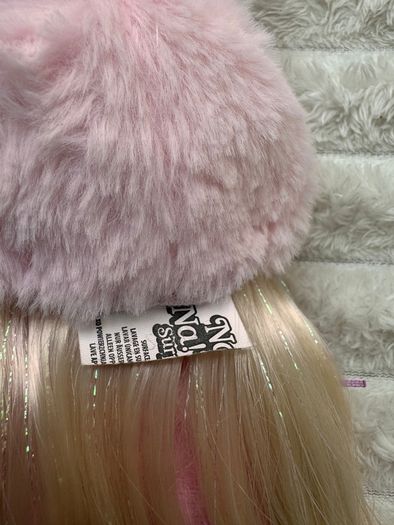 Na! Na! Na! Surprise Doll Aubrey Heart with Bunny Sweater Used Please see photos