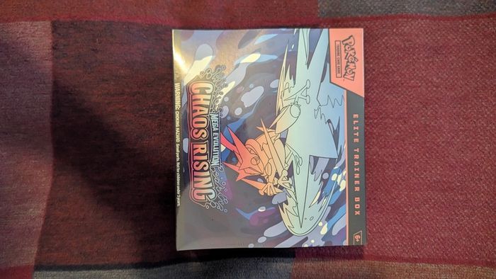 Pokemon Chaos Rising Elite Trainer Box