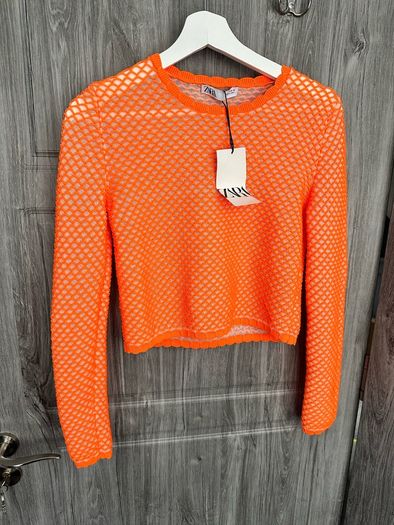 Bnwt Zara Top - S