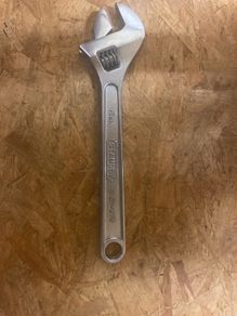 STANLEY 15"/375mm Adjustable Wrench