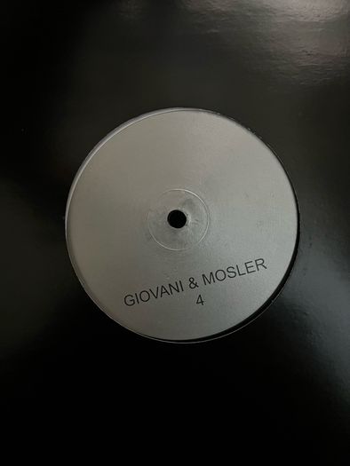 25e-80e \\ House ,deep house , trance 12" vinyl