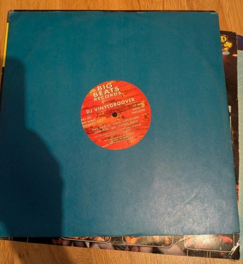 vinyl explosion/future rock - 1995 happy hardcore