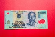 Vietnam.  500,000 . Dong. 2018  Pick 124 Polymer Plastic   Uncirculated.