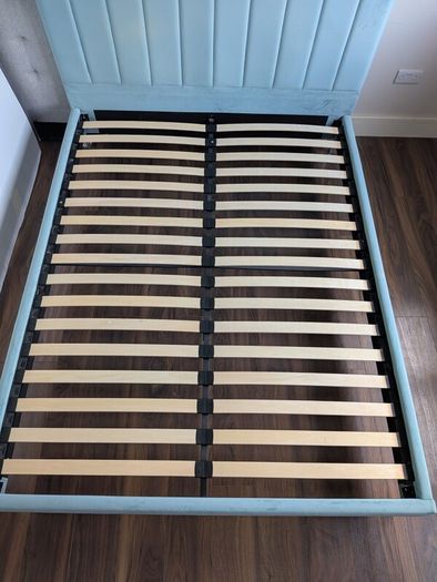 King size bed