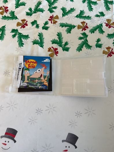 Nintendo ds Phineas and Ferb with manual (NO GAME)