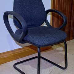 Teknik Fabric Meeting Room Chair