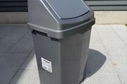 Rubbish &amp; compost bins