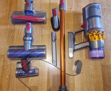 Dyson V15 Absolute