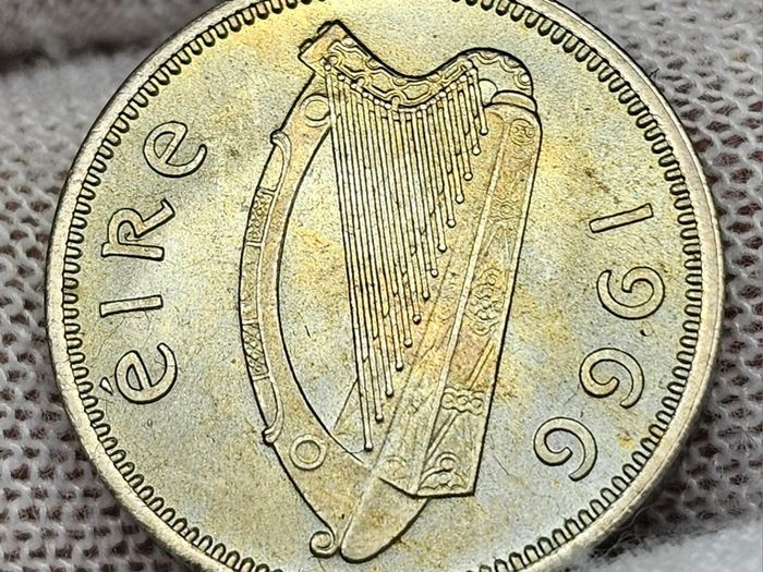 Ireland 1966 3d Threepence Beautiful Uncirculated Nicely Toned