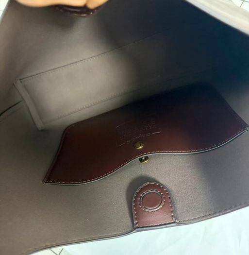 Brooklyn 28 Coach dupe bag