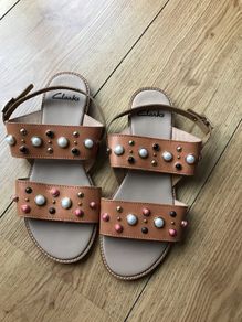 Ladies Clark's Sandals