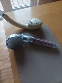 2 Shower heads