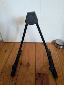 Guitar Stand - Adjustable