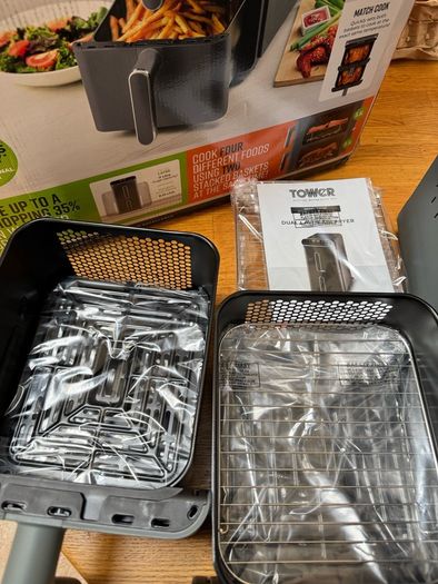 Brand new Tower Vortx XL Dual Stack Air Fryer 11L